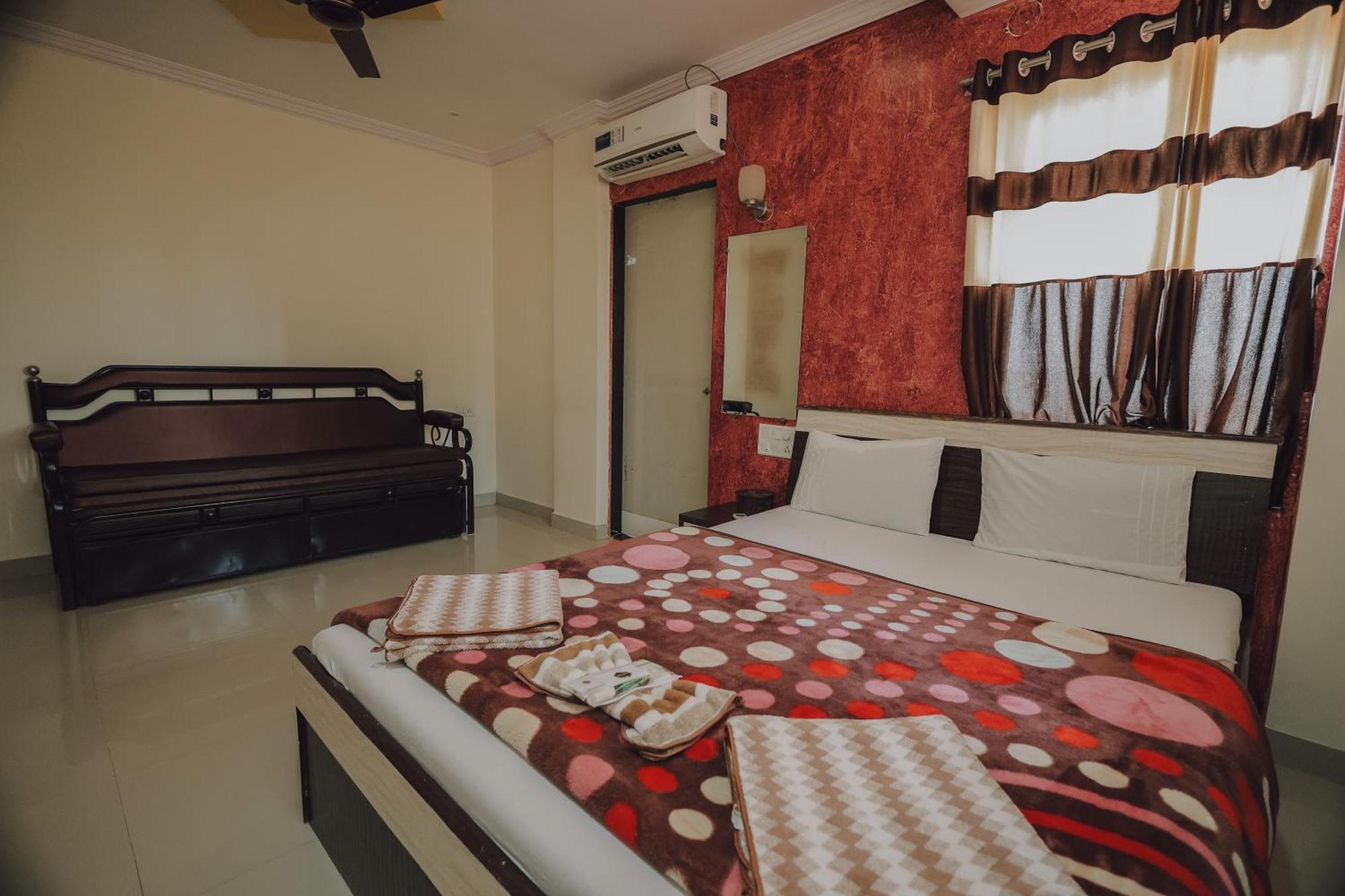 Hotel Mahabaleshwar Mount View Luaran gambar